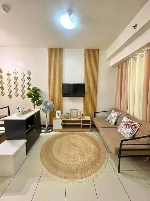 Modern Style 2Br Condo Good For 6 Packs Near Naia Manila Philippines