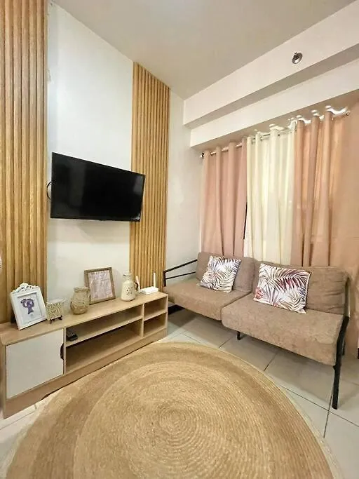 Modern Style 2Br Condo Good For 6 Packs Near Naia Manila